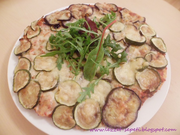 Lezzet Sepeti Kabaklı Patlıcanlı Pizza