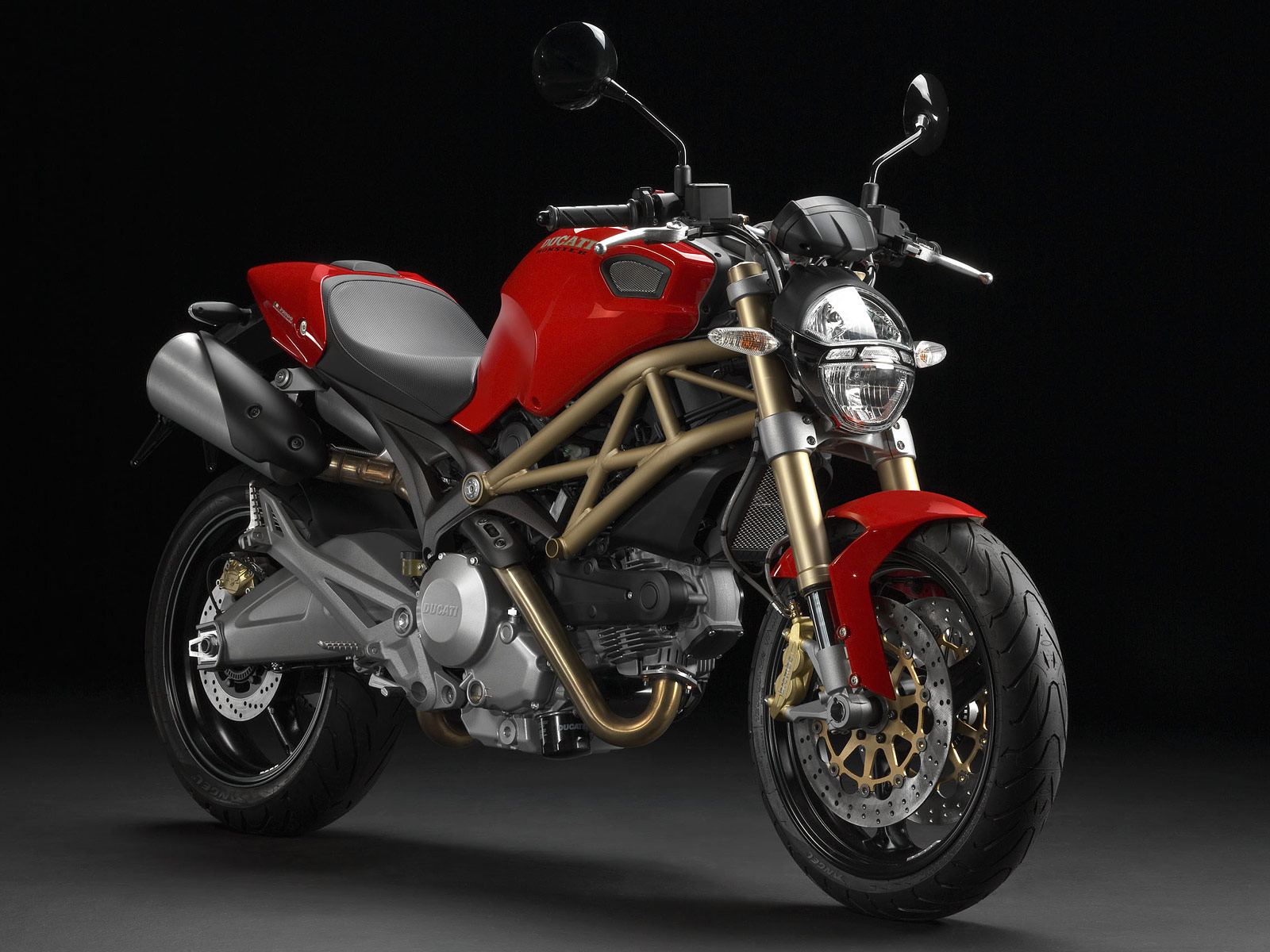 2013 Ducati Monster 696 20th Anniversary Review - Top Speed