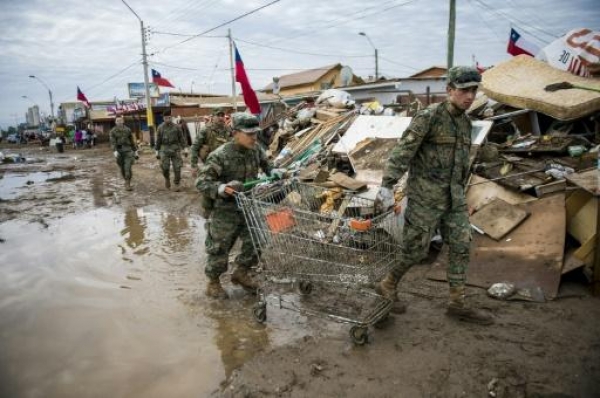 Ya son 14 personas muertas por terremoto de Chile Ya son 14 personas muertas por terremoto de Chile