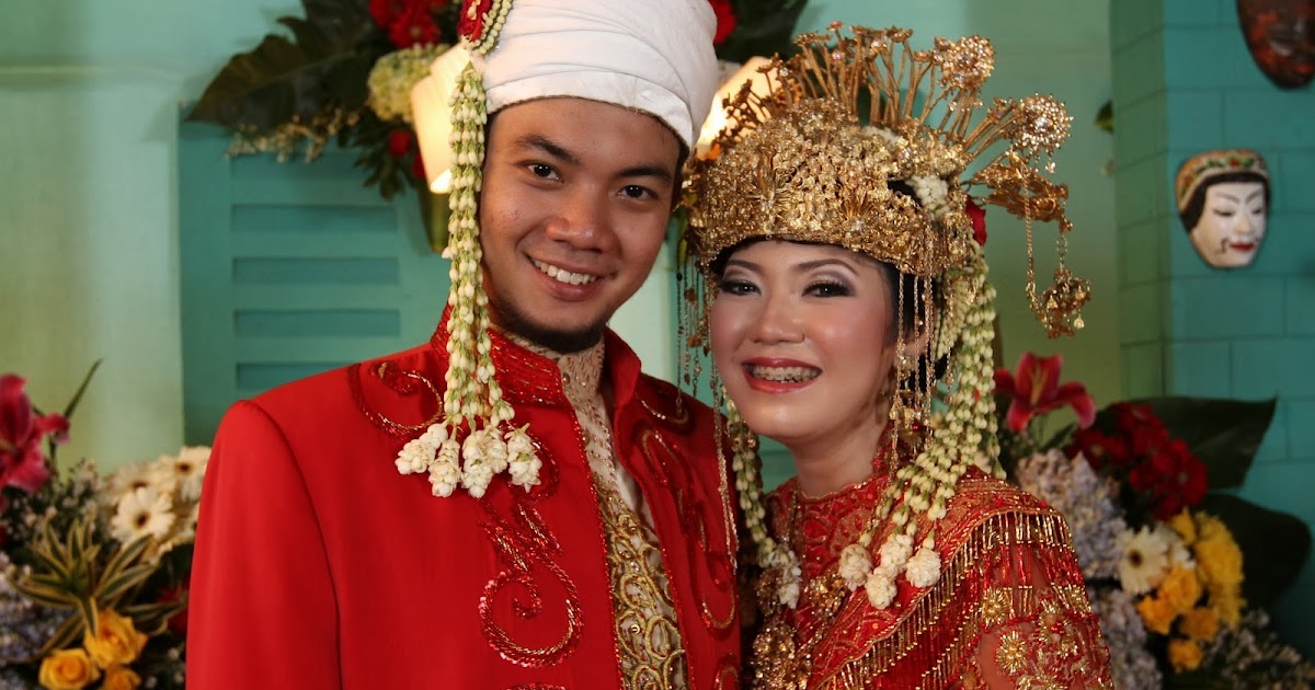 baju pengantin adat betawi setali tiga uang