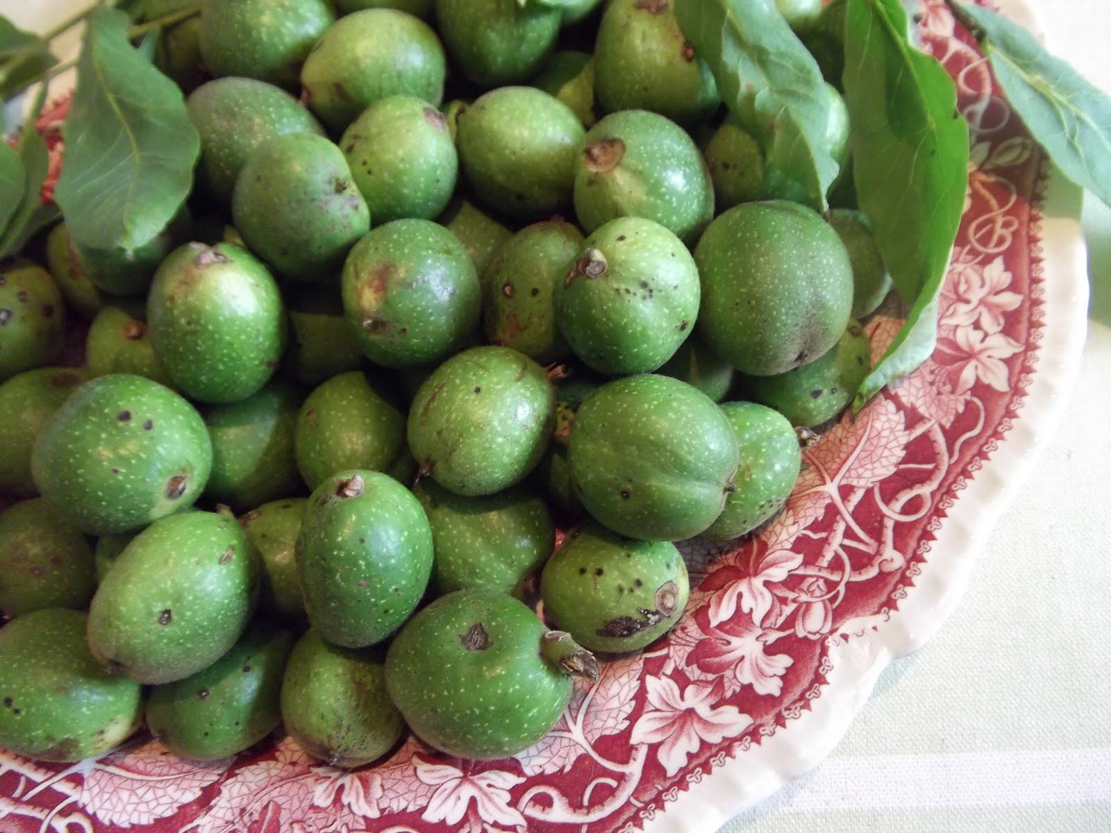 . Green walnut liqueur