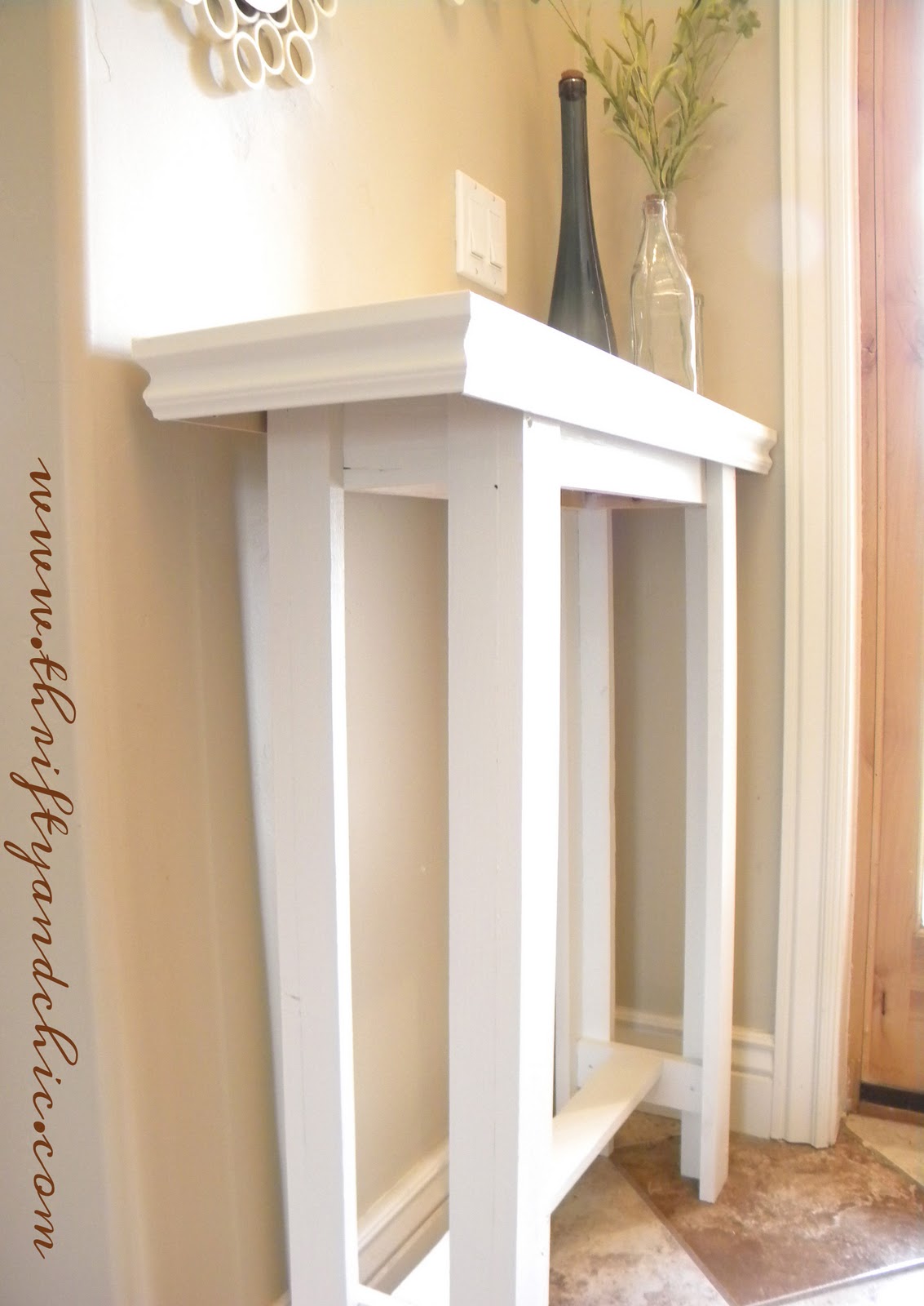 Small Entry Hall Tables small corner hall table Small Entry Hall Tables small corner hall table
