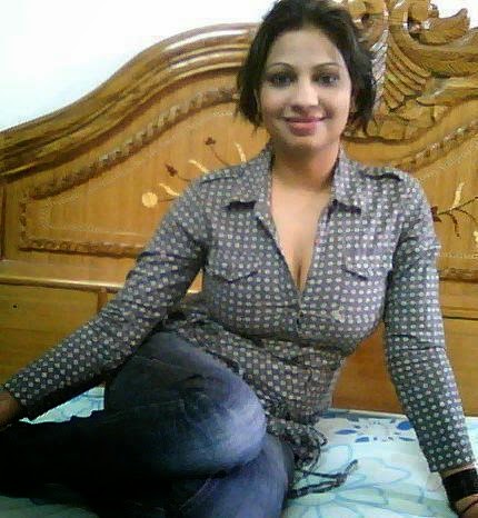 nude indian girl laying erica ellyson with a man