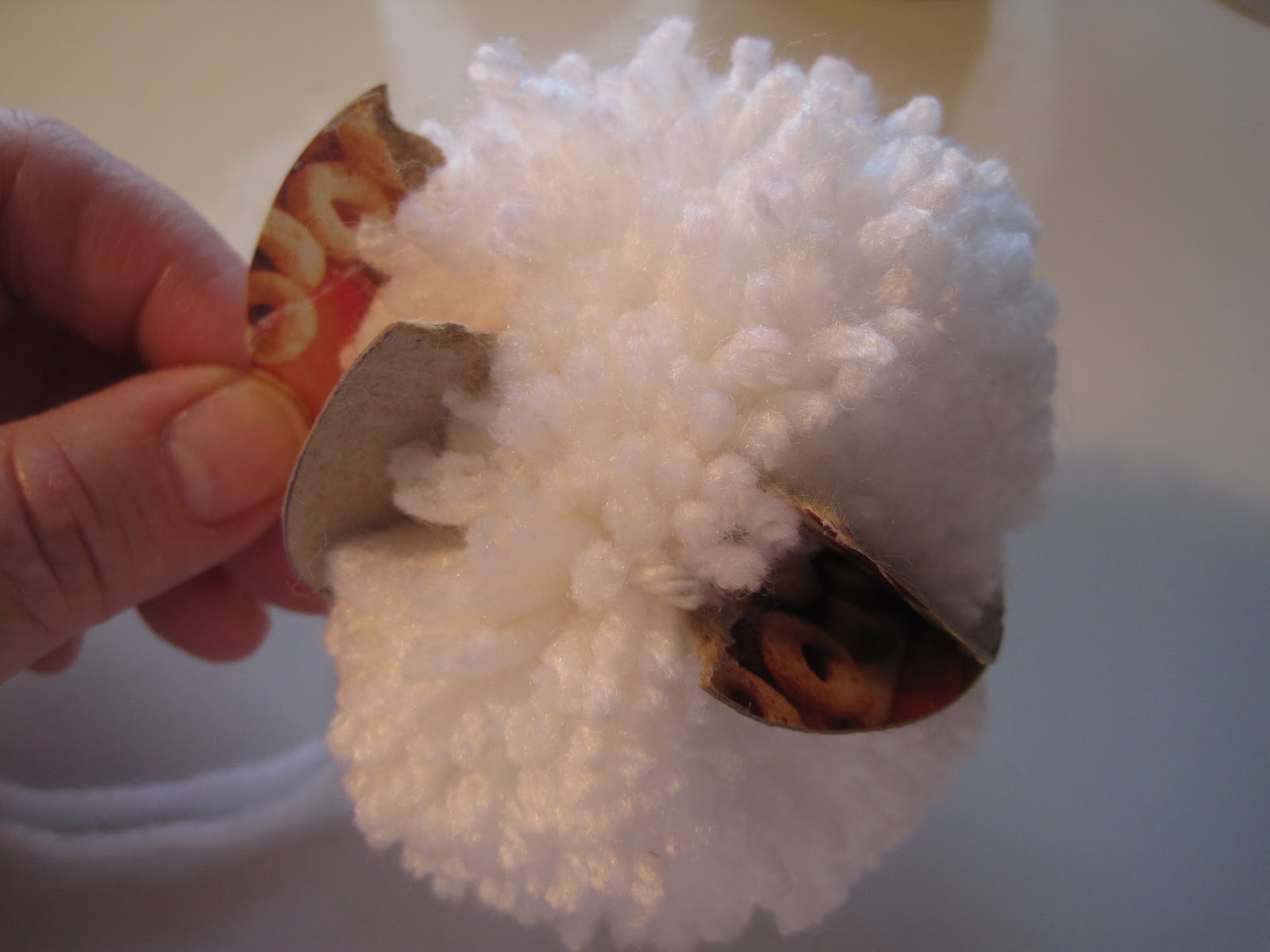 Creative Breathing Pom Pom and Pattern Making Tutorial