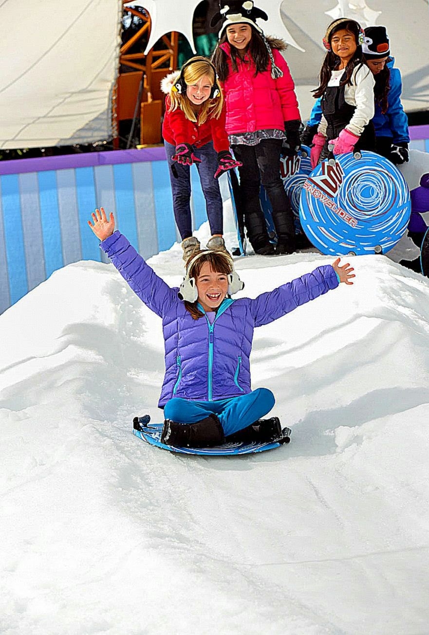 Shamu Santa and orld San Diego39s Christmas Shamu Santa and orld San Diego39s Christmas