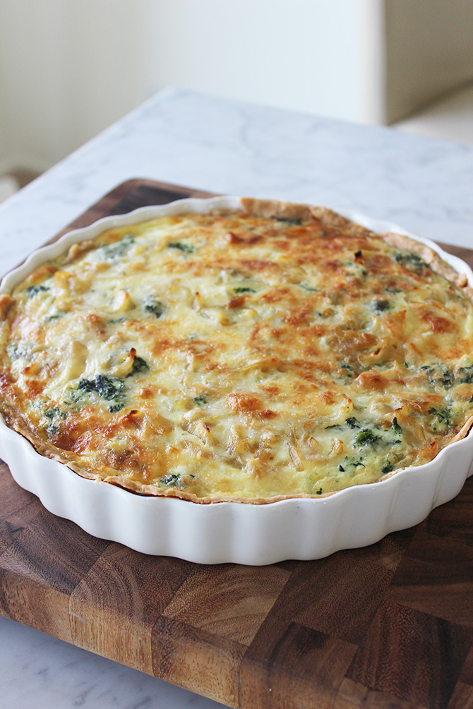 FRANKIE HEARTS FASHION Caramelized Onion + Spinach Quiche