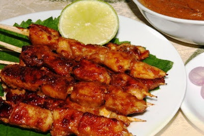 Sate Ayam Madura. i-Kuliner