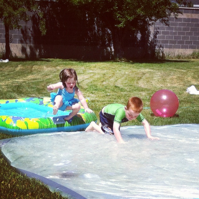 Utah County Mom Giant "water bed" outside sensory bag