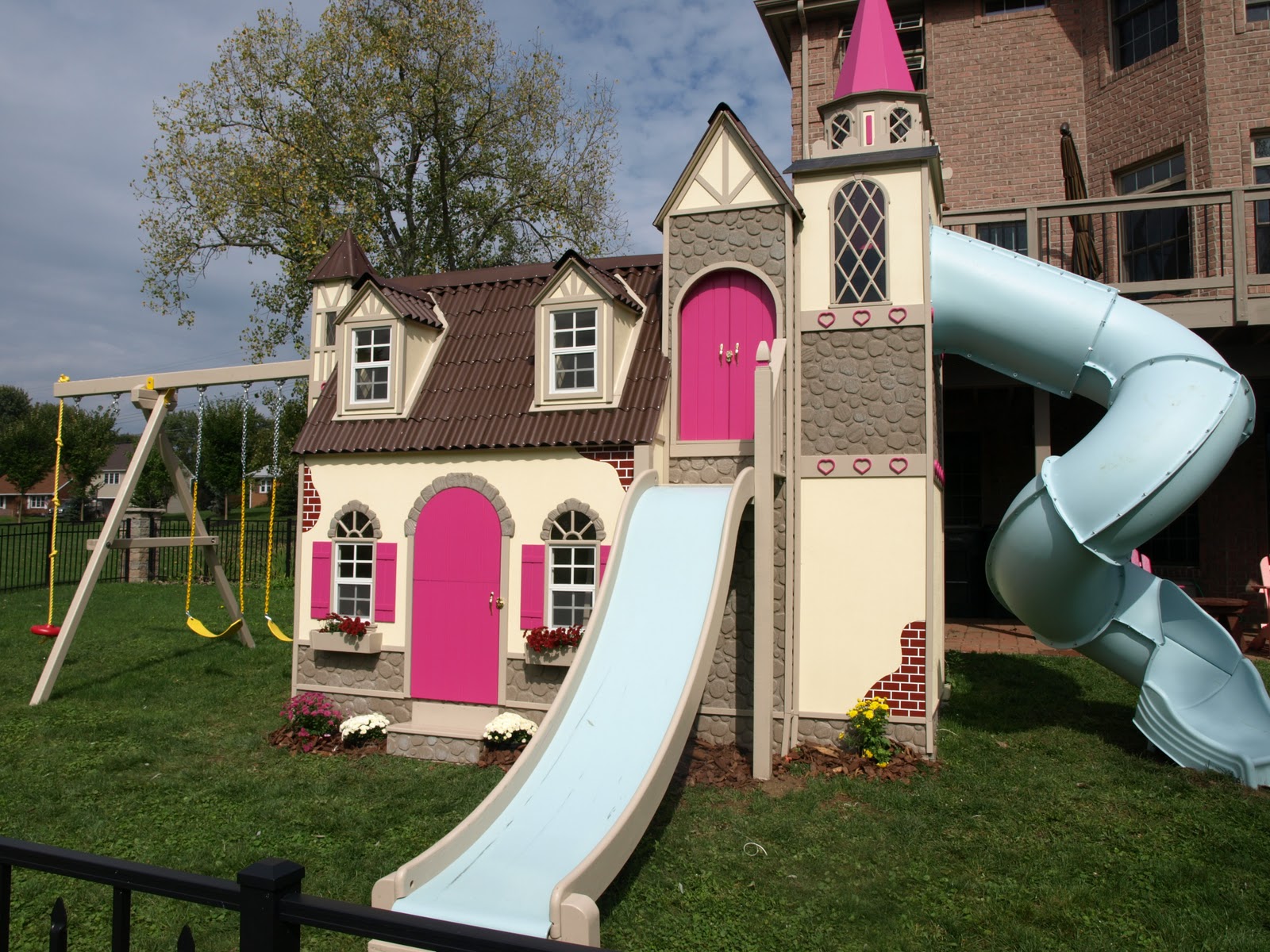 Castle playhouse -