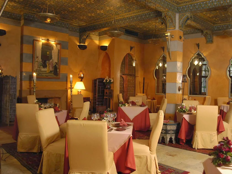 The menu is exclusively Moroccan, without being heavy. One can choose title=
