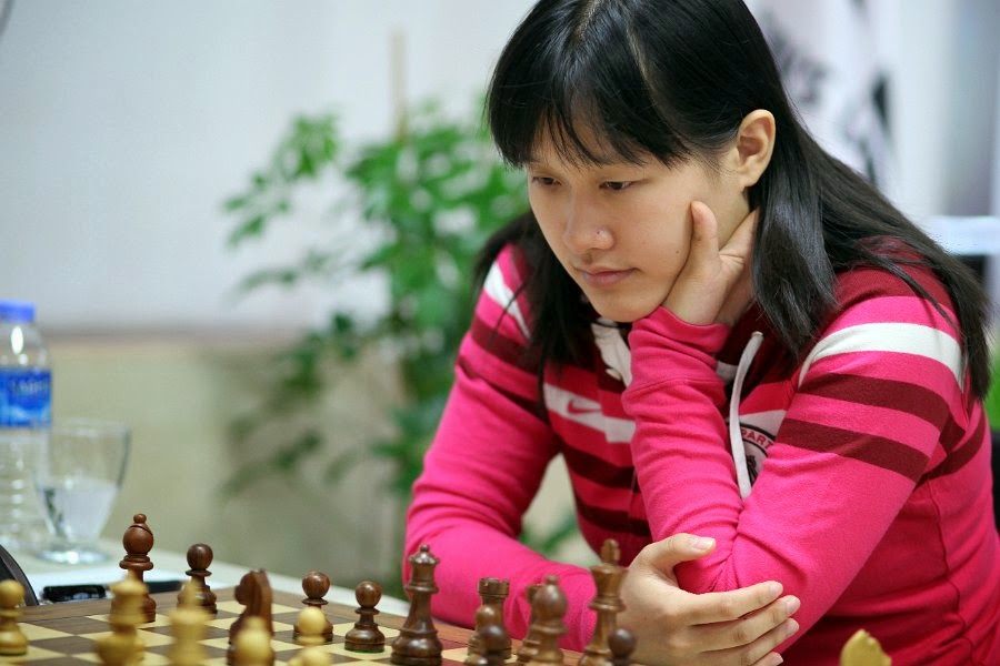 CHESS NEWS BLOG: : Chess Trivia Photo: Name this former  Women's World Chess Champion from China
