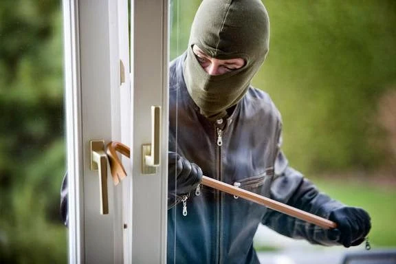 Χαλκίδα: Εξιχνιάστηκε κλοπή σε οικία με δράστη 26χρονο τσιγγάνο