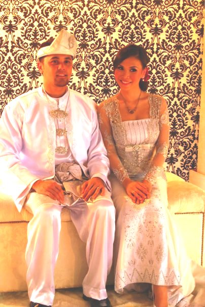 The Journey of a Beautiful Wedding: July 2011