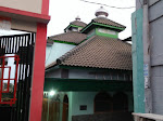 Masjid Al Amanah Cipadung di Himpit Kosan dan Rumah Warga