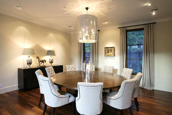 DECORAÇÃO: SALA DE JANTAR COM MESA REDONDA - Cores da Casa