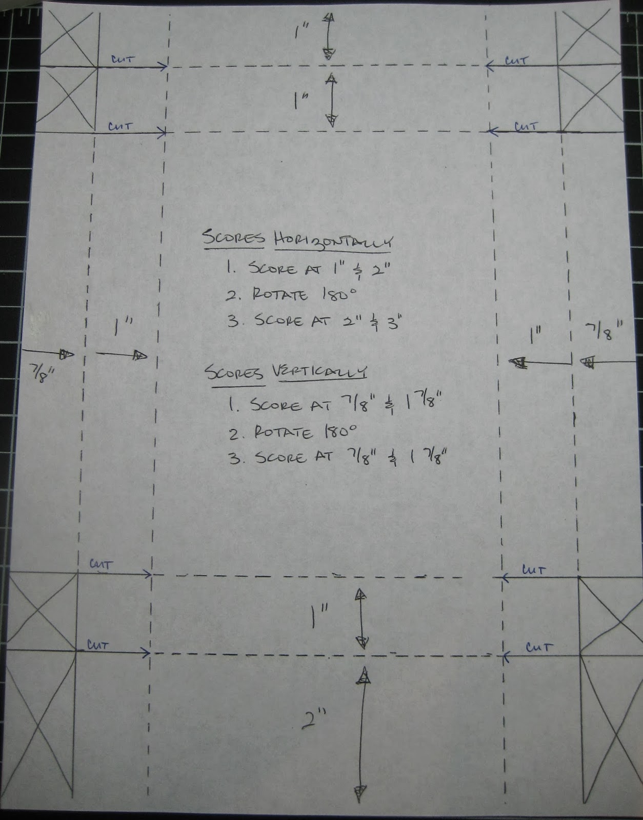 Goin' Over The Edge Need a great gift idea? Here's a card holder tutorial