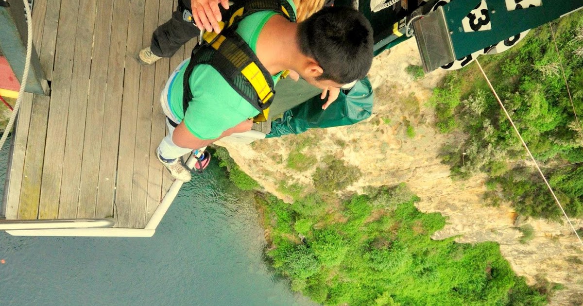 That Feeling When You Are About To Jump! Being Traveler