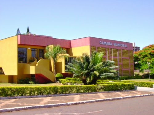 Justi&ccedil;a suspende os trabalhos contador da C&acirc;mara Municipal de Ibipor&atilde;