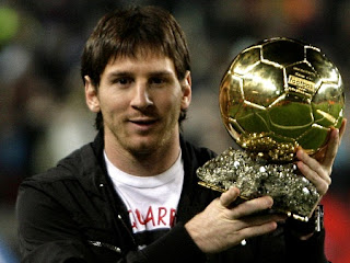 messi bola ouro 450.jpg