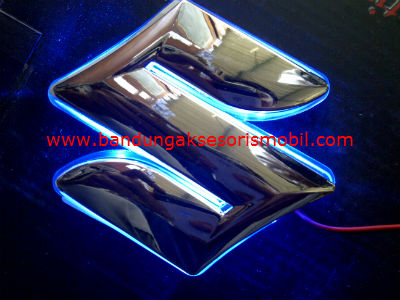 Front Logo + Lampu Suzuki Front Logo + Lampu Suzuki