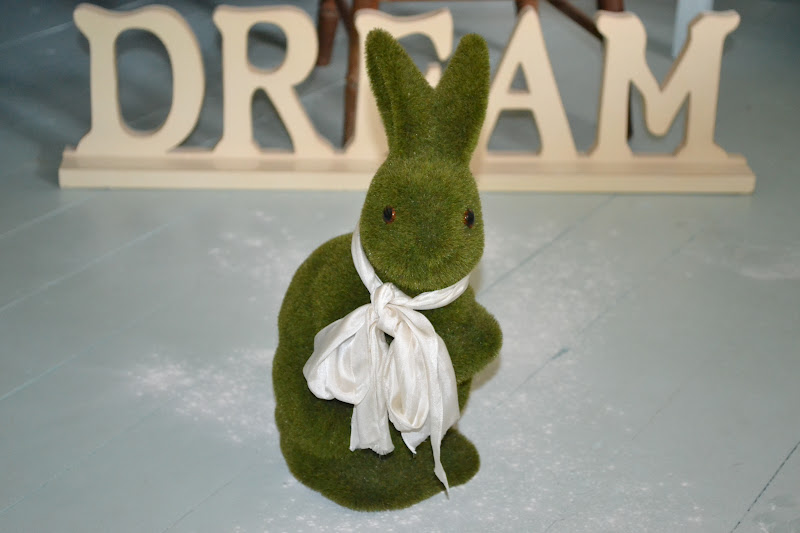 French Blue and Peachy Pink How To Trap The Easter Bunny