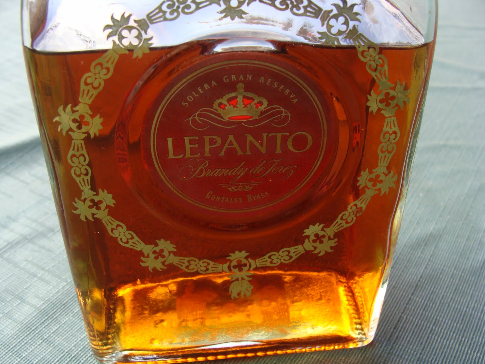 El Alma del Vino. González Byass Brandy de Jerez Lepanto Solera Gran