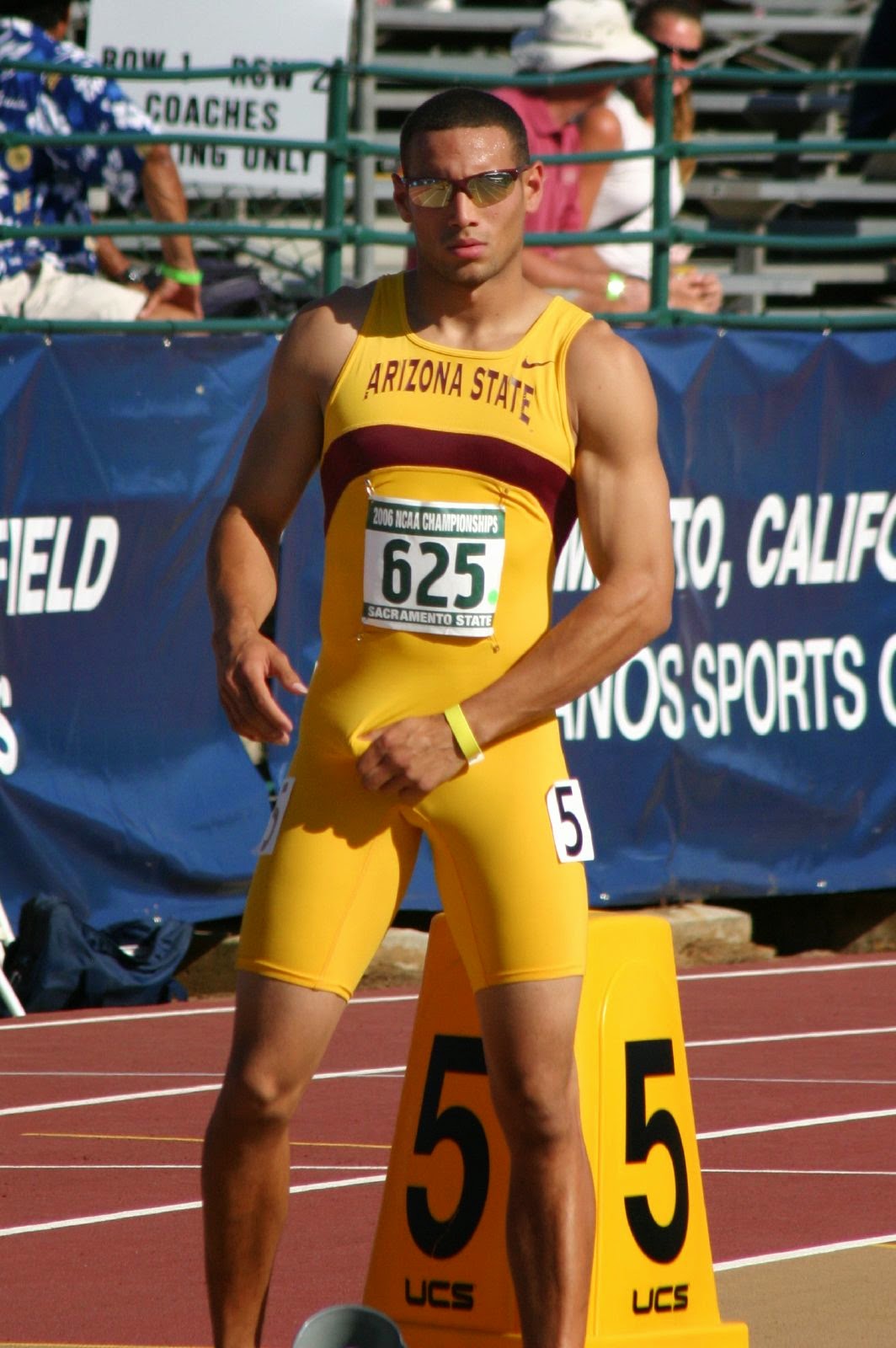 Felix Sanchez - Dominican Republic Decathlon - Big Bulge Felix Sanchez - Dominican Republic Decathlon - Big Bulge