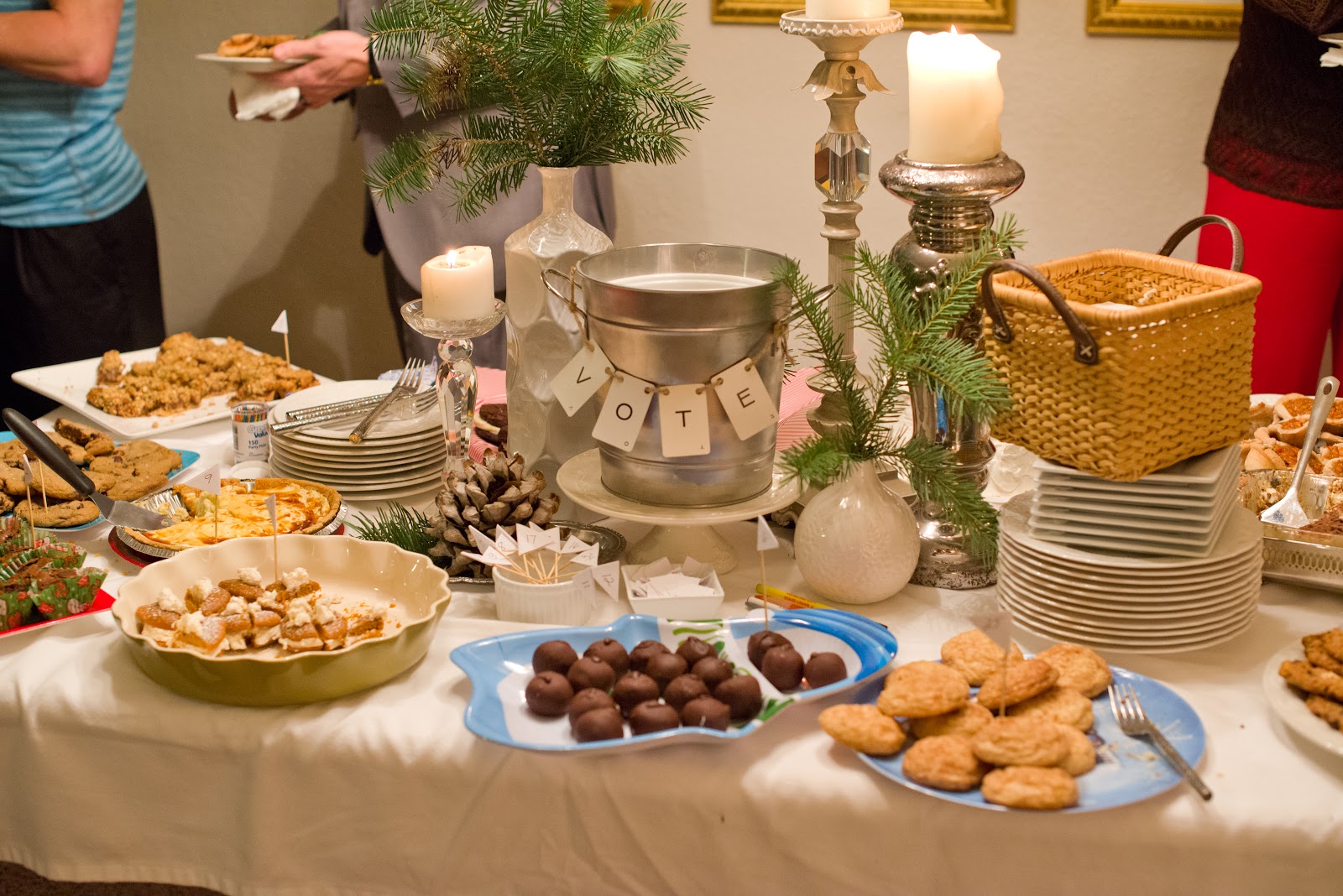 Domestic Fashionista Holiday Dessert Party 2012