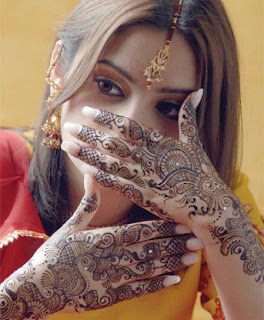 2011 Latest Eid Mehndi Design For Young Girls
