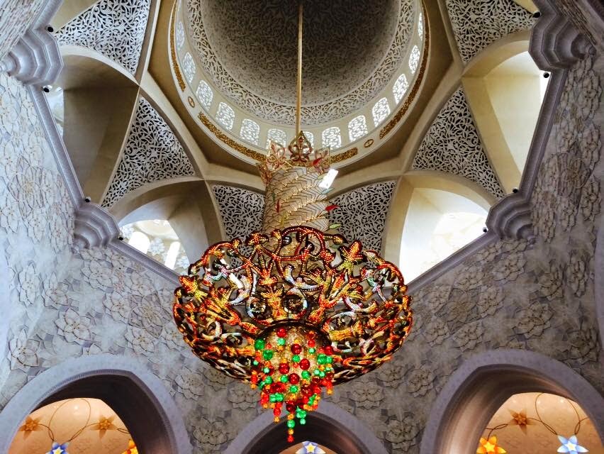 Going Solo With Michelle Ponto One Word To Describe The Grand When You First Walk In Won T Be Able To Miss The Chandeliers There Are Seven Total Throughout Mosque Biggest One Is Second Largest