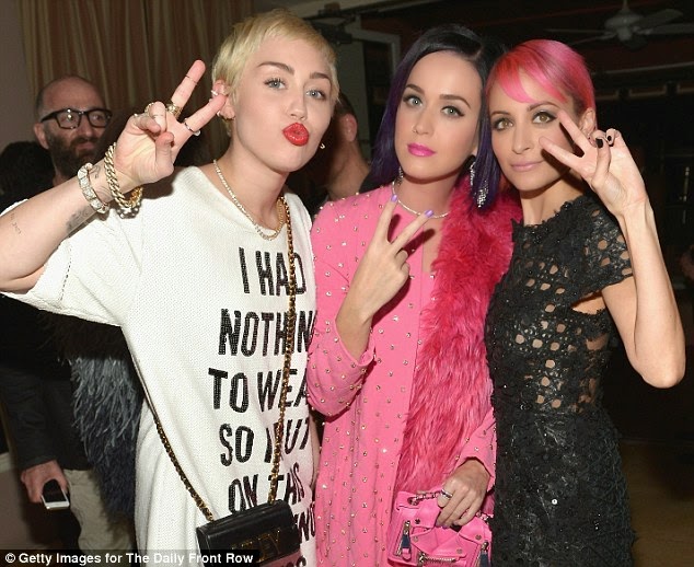 NICOLE RICHIE NEWS: Nicole Richie attends Daily Front Row fashion show