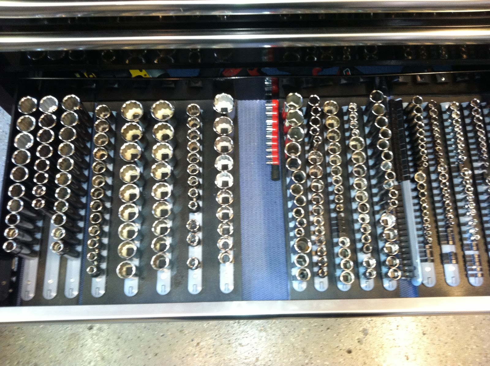 The Tool Review Guy: Husky 40 inch Tool Chest and Cabinet Set >
