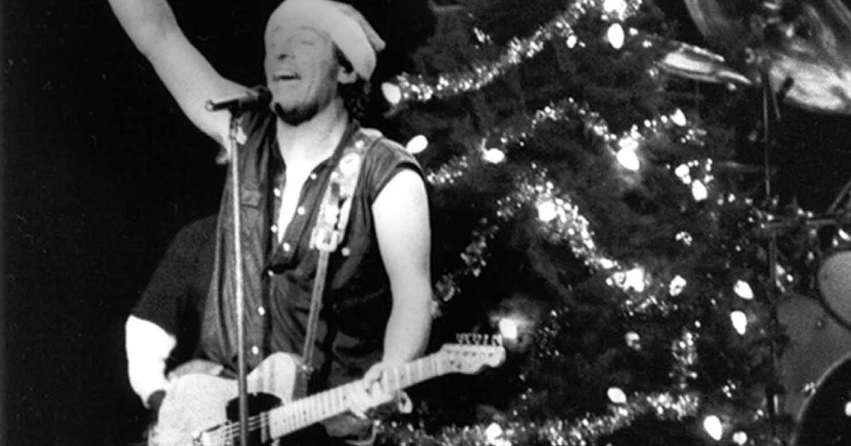 25 reviews of christmas 21 memories of bruce springsteen and the e street bands santa claus is coming to town - Bruce Springsteen Christmas Album 25 reviews of christmas 21 memories of bruce springsteen and the e street bands santa claus is coming to town - Bruce Springsteen Christmas Album