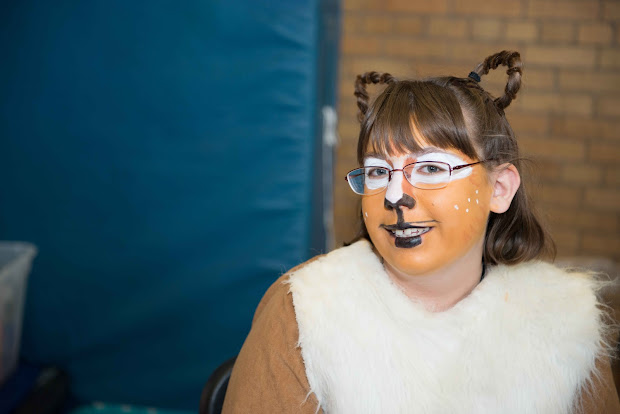 hen's pace narnia makeup