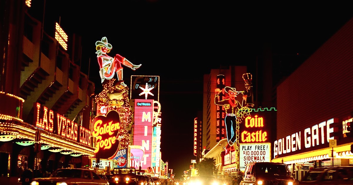 Diving for Pearls Las Vegas, Days 4 & 5 Fremont Street and departure