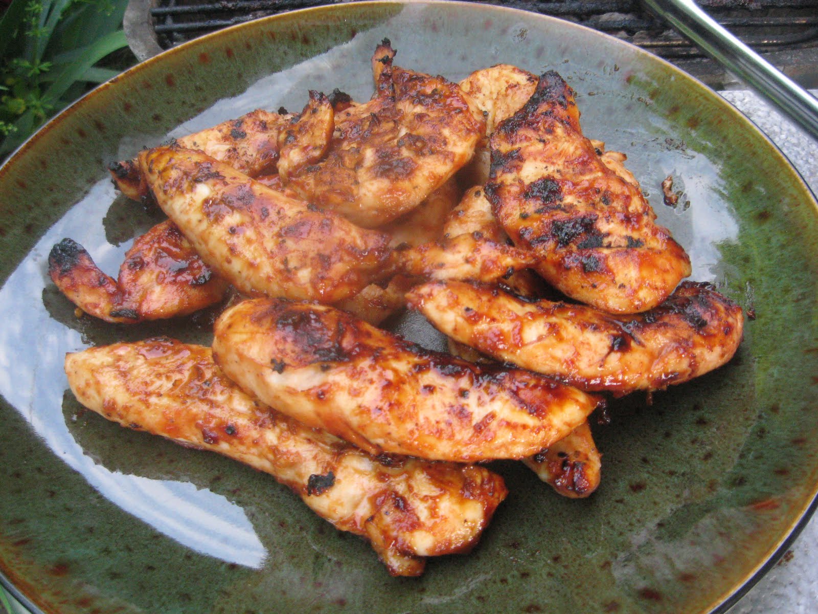 Barbecue Master Grilled Boneless Chicken with Ralph's Barbecue Sauce