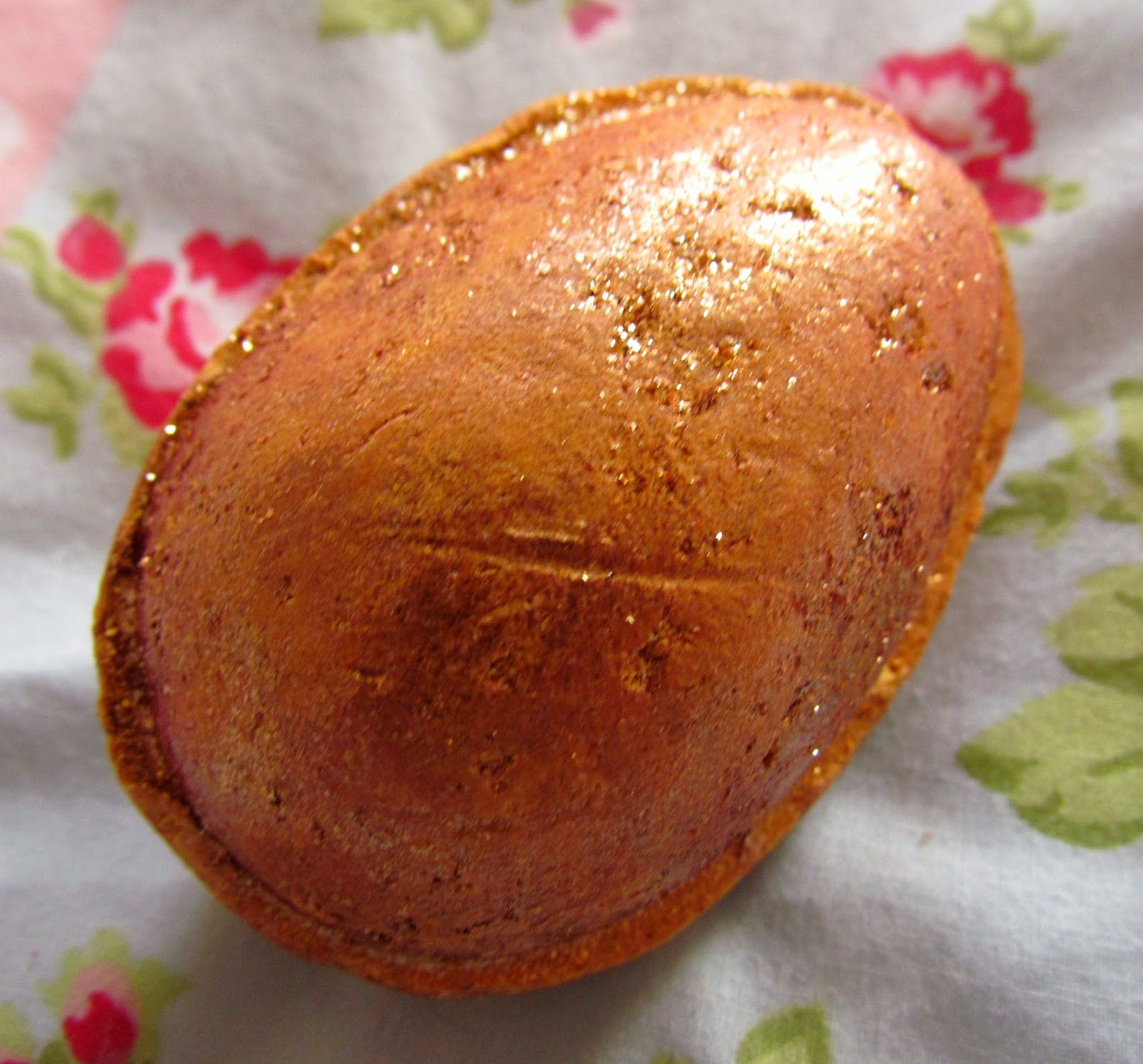 LUSH Golden Egg Bath Bomb/Melt ♥ Dolly Dowsie