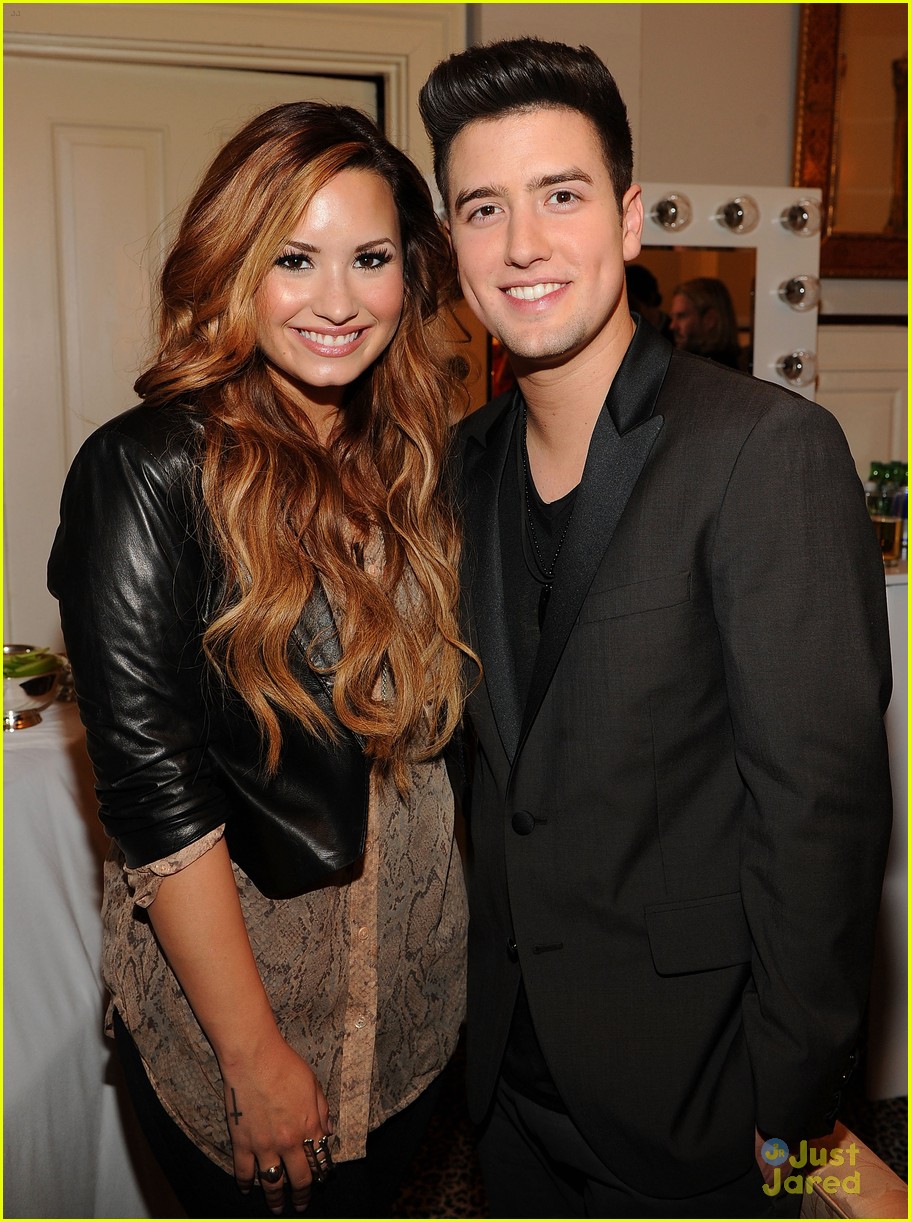 demi lovato namorou joe jonas new pop demi lovato e logan henderson futuro casal demi lovato namorou joe jonas new pop demi lovato e logan henderson futuro casal