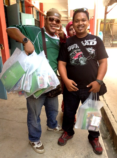 Sambutan Hari Guru Dan Pekerja SMKIH 2013 Sambutan Hari Guru Dan Pekerja SMKIH 2013