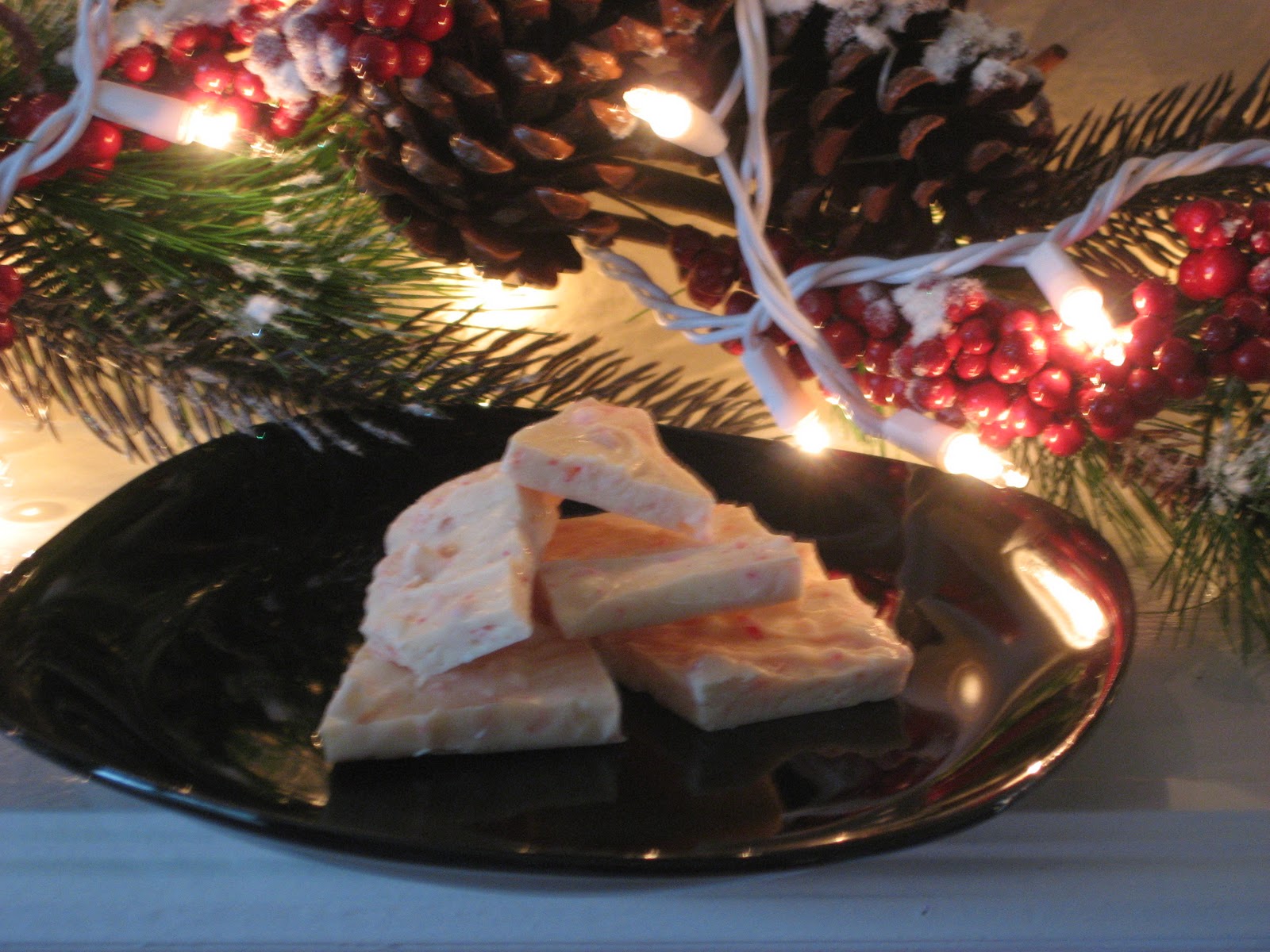 The Maiden's Court Weekend Cooking Peppermint Brittle/Chocolate