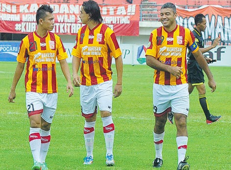 Pending Hasil Laga Pusamania Borneo vs Persis