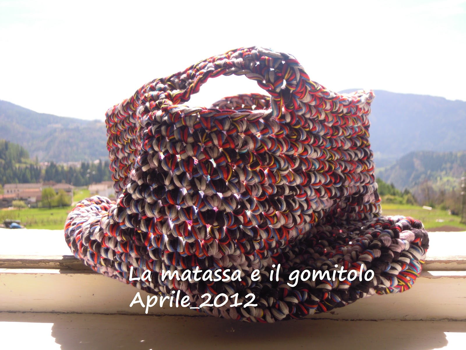 La matassa e il gomitolo: aprile 2012