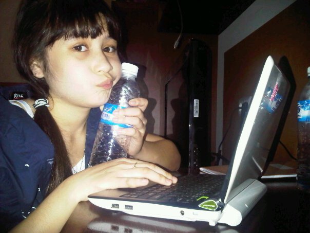 ini Prilly masih SD :D
