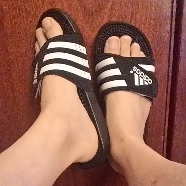 chinelo adidas adissage slide