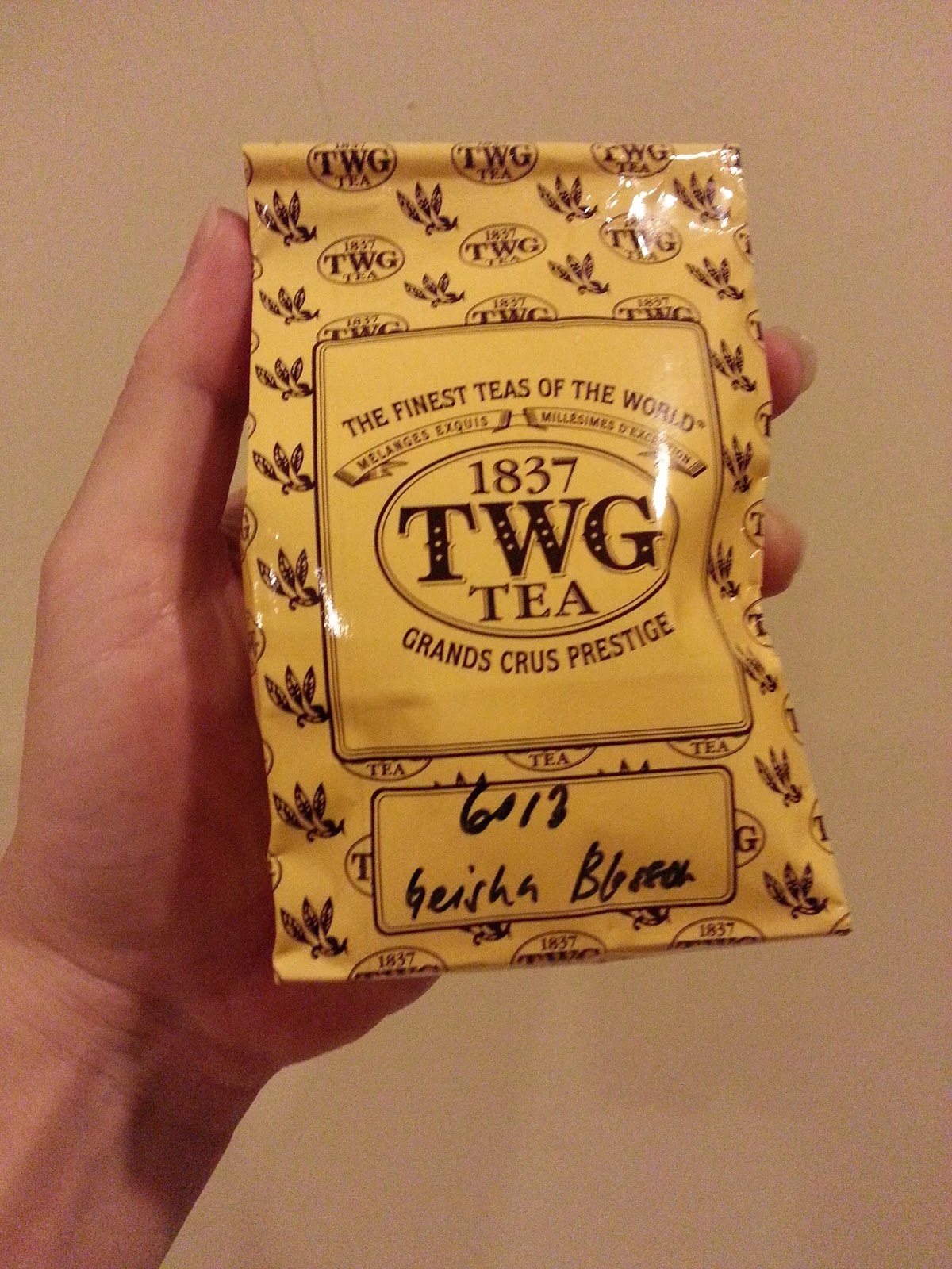 Sharing A Piece Of Me With You: Review of TWG Geisha Blossom 6012