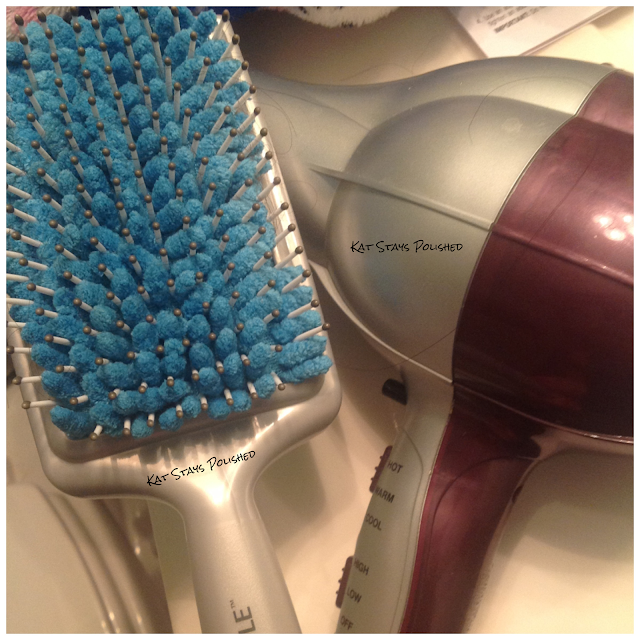 Kat Stays Polished Beauty Blog with a Dash of Life Influenster Goody QuikStyle Brush