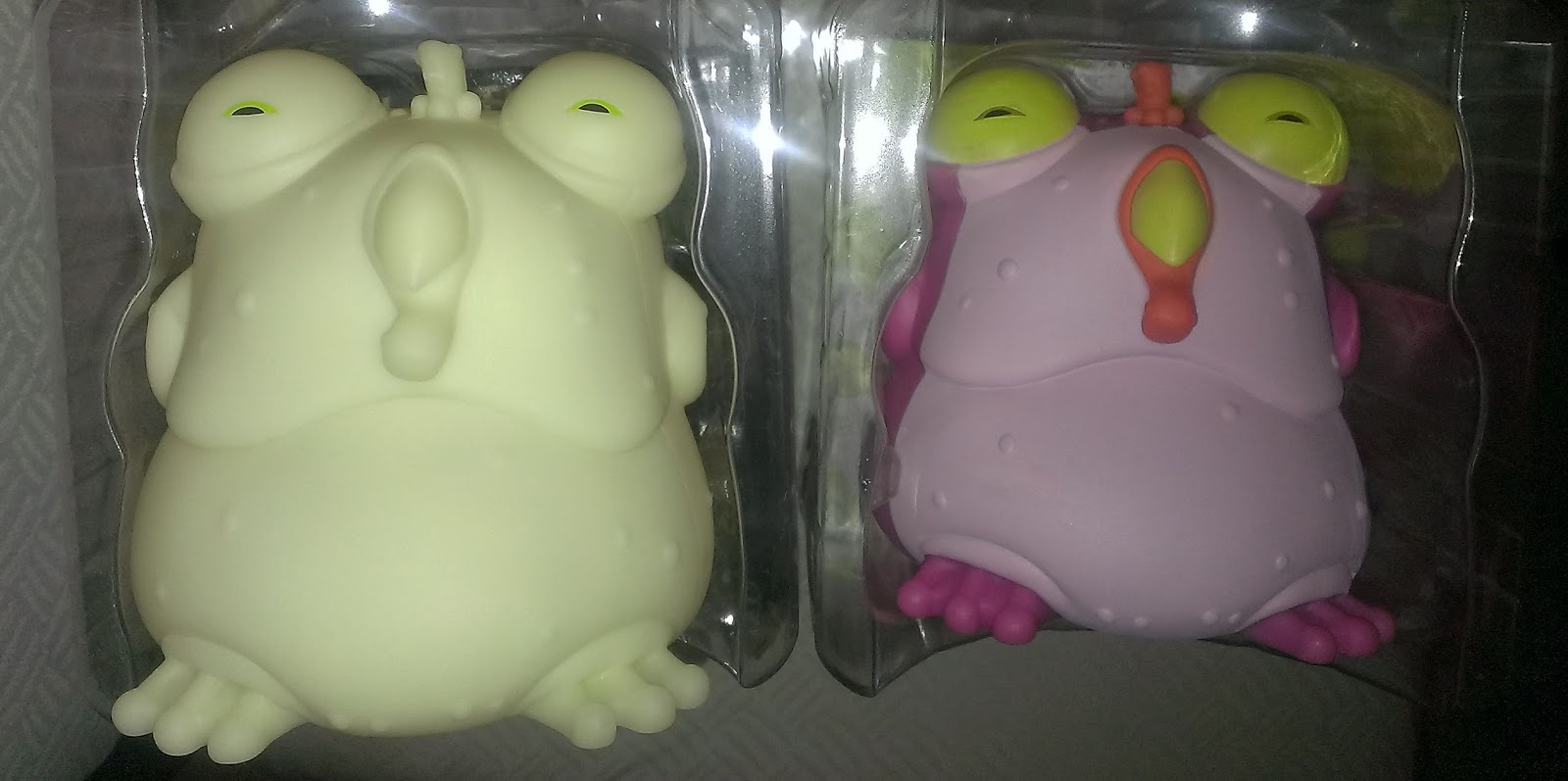 GlowintheDark Chew CHOG Vinyl Figure Rob Guillory John Layman Toys