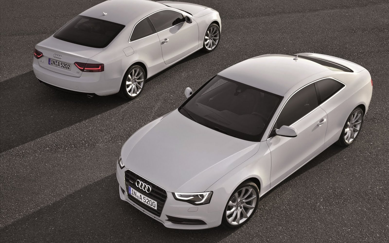 http://4.bp.blogspot.com/-JI5HXSS5dVw/TjrJ4UT1kKI/AAAAAAAABQo/y64Jhi2a4-k/s1600/Audi%20A5%20Coupe%202012.jpg