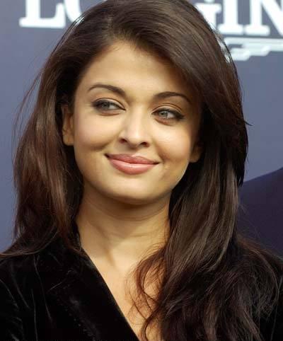 Aishwarya Rai Latest Hairstyles, Long Hairstyle 2011, Hairstyle 2011, New Long Hairstyle 2011, Celebrity Long Hairstyles 2184