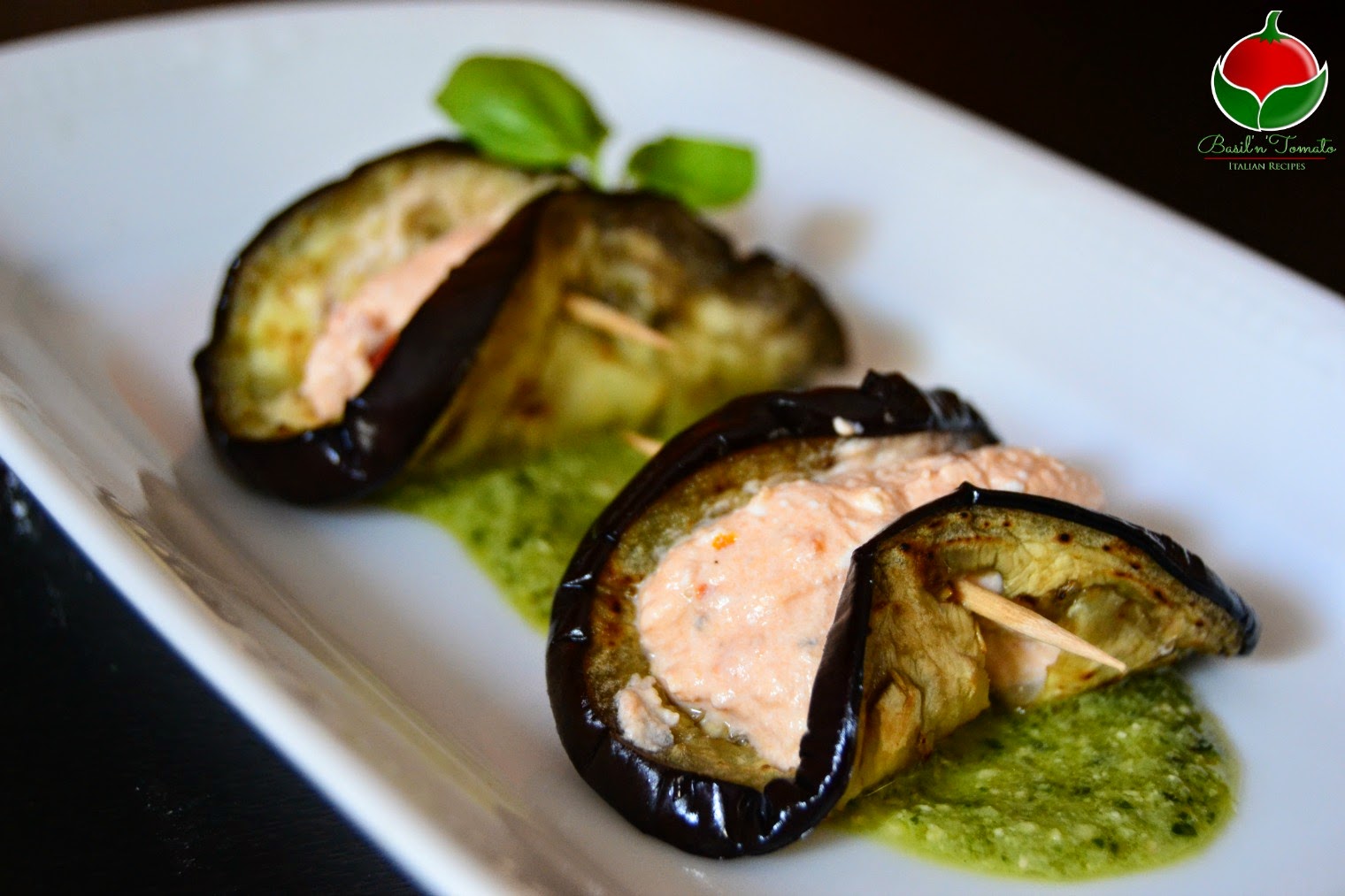 Antipasto vegetariano di melanzane Basil & Tomato